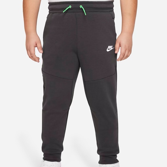 Nike Tech Fleece Jogger Pant Extended Size - Picture 1 of 7